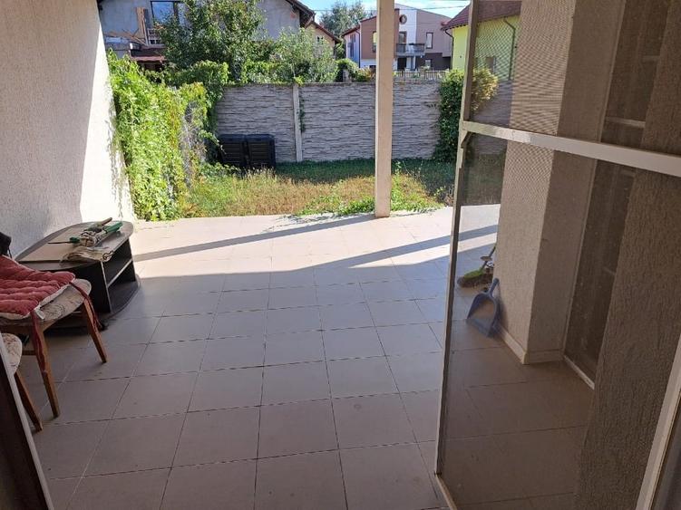Duplex cu 5 camere cu Canalizare în Moșnița Nouă