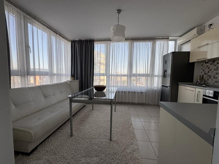 Apartament cu 2 camere semidecomandat în Central