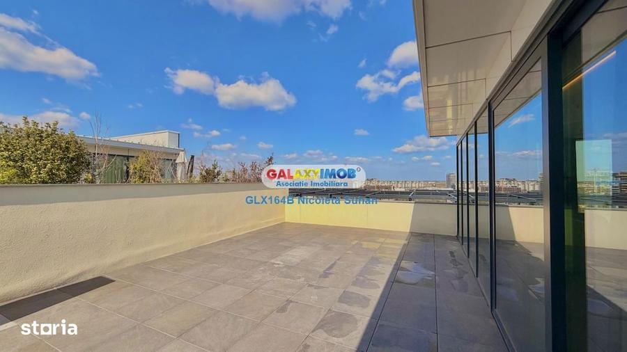 Apartament cu 5 camere decomandat în Tei