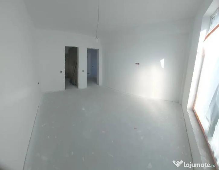 Casă cu 3 camere cu Teren 320 Mp în Vârteju