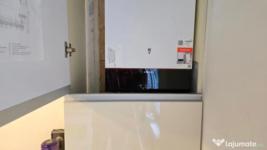 Apartament cu 4 camere decomandat în Central