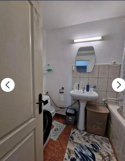 Apartament cu 2 camere decomandat în Micro 6