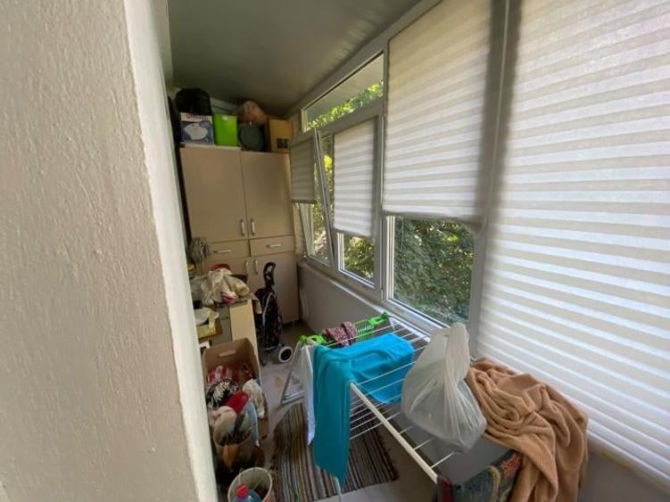 Apartament cu 3 camere semidecomandat în Vatra Luminoasă
