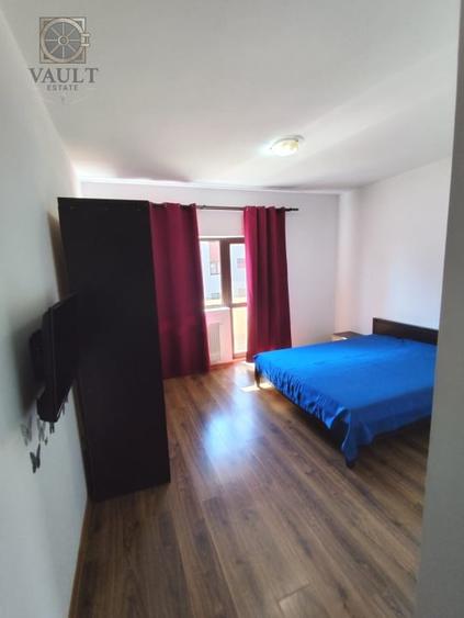Apartament cu 3 camere decomandat, mobilat în Haliu