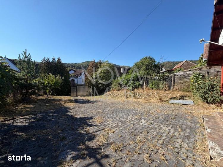 Casă cu 3 camere cu Teren 634 Mp în Central