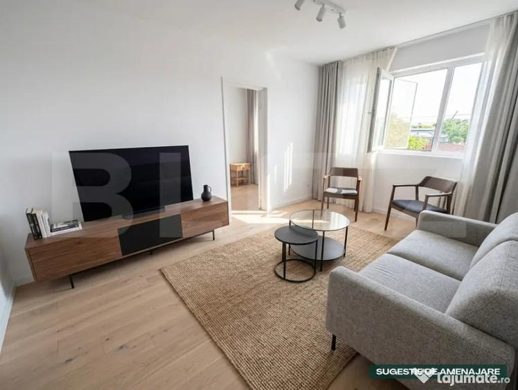 Apartament cu 3 camere semidecomandat în Central