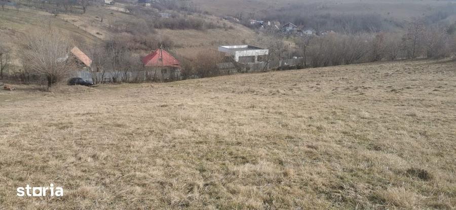 Teren de 880 mp, în Făget