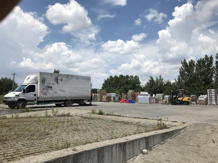 Spațiu comercial, de 1,720 mp, în Glina