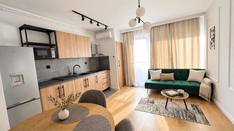 Apartament cu 2 camere semidecomandat în Central