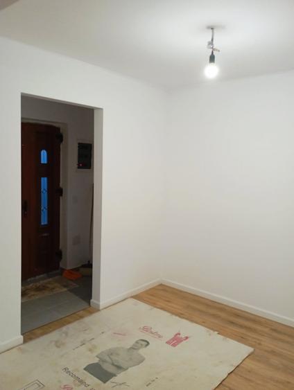 Duplex cu 5 camere cu Canalizare în Beceni