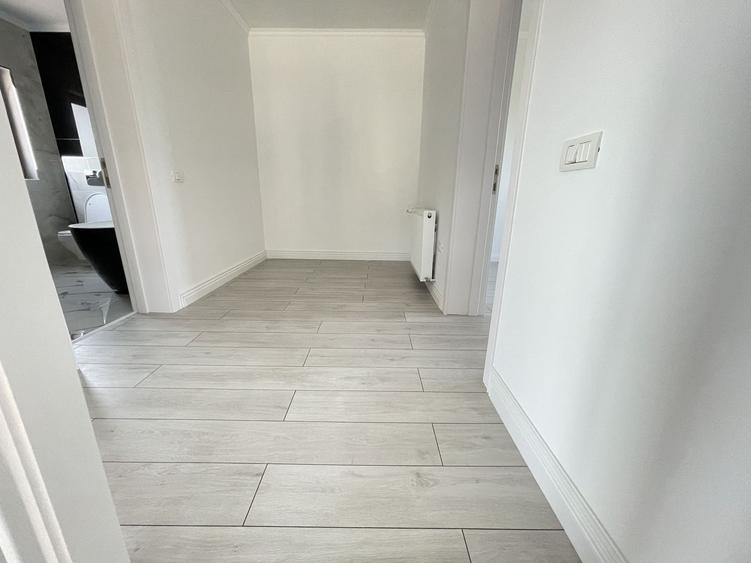 Duplex cu 4 camere cu Canalizare în Dumbrăvița
