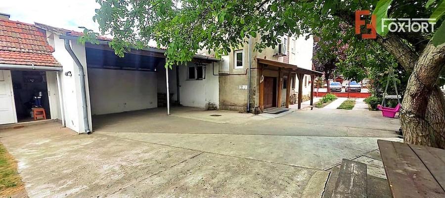 Casă cu 4 camere cu Teren 547 Mp în Central