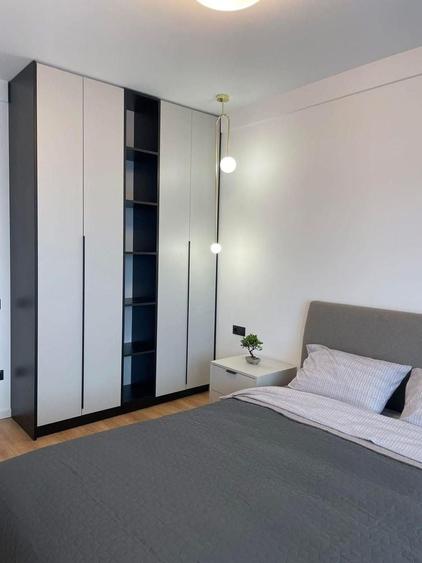 Apartament cu 3 camere, mobilat în Zorilor