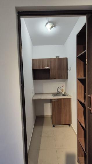 Apartament cu 4 camere decomandat în Domenii