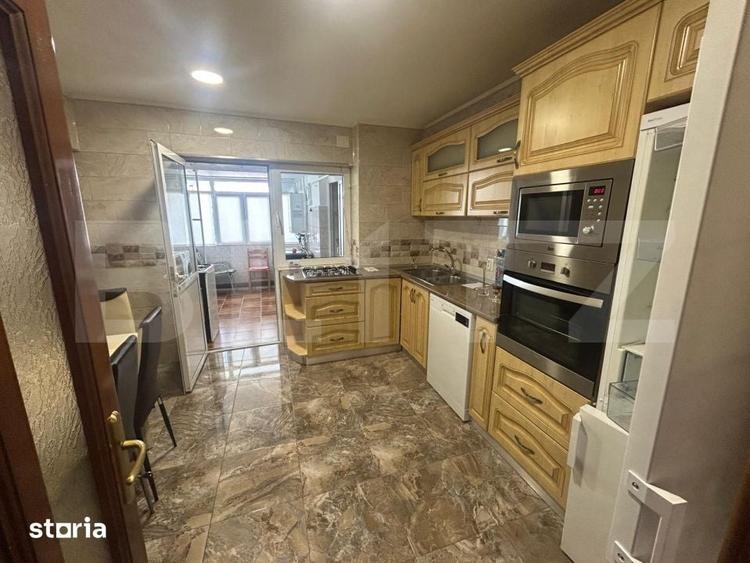 Apartament cu 4 camere decomandat în Ultracentral