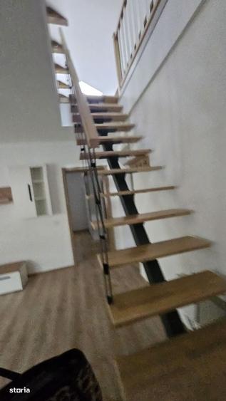 Casă cu 4 camere în Granit
