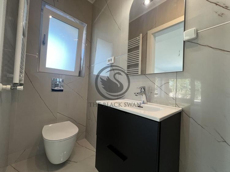 Duplex cu 4 camere cu Canalizare în Central