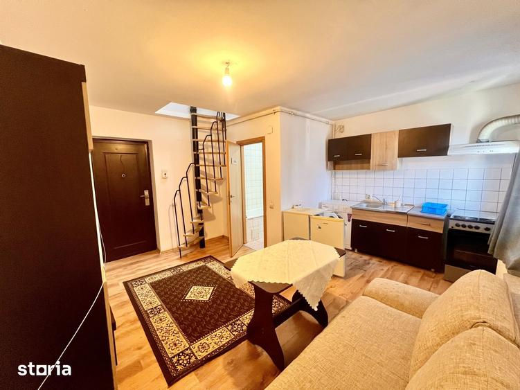 Apartament cu 2 camere, mobilat în Est
