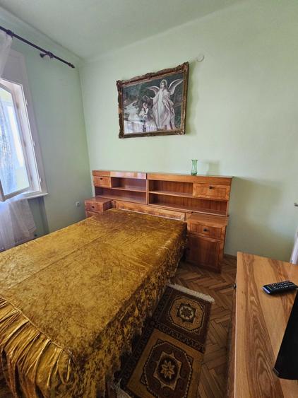 Dau in chirie apartamen 3 camere - 4