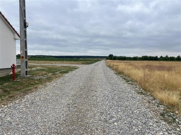 Teren Construcții intravilan de 629 mp, în Cihei