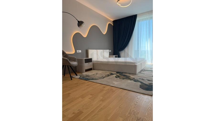 Apartament cu 3 camere decomandat, mobilat în Băneasa