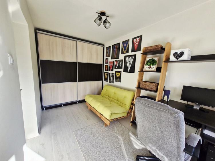 Apartament cu 4 camere decomandat în Ultracentral
