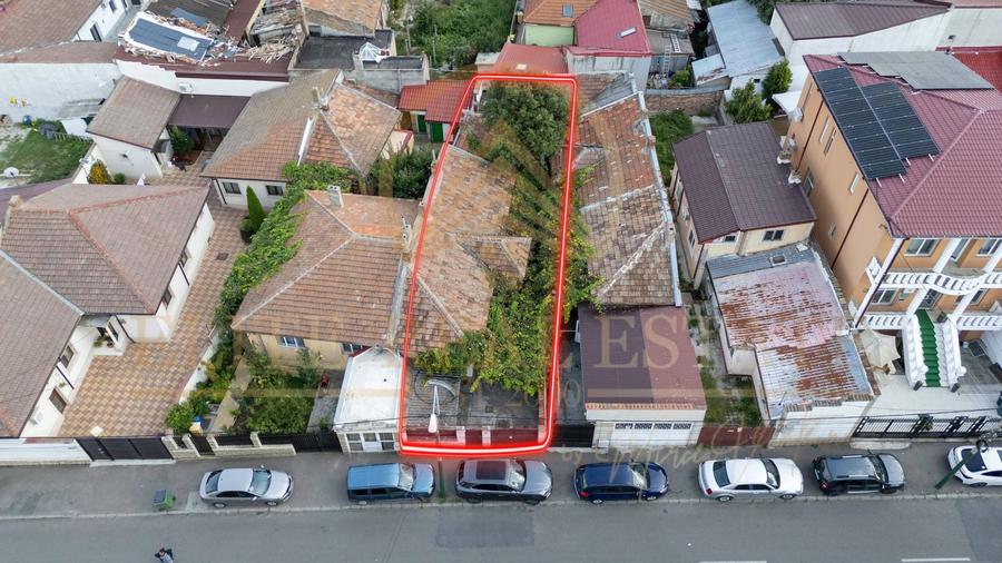 Casă individuală cu 4 camere cu Canalizare în Faleza Nord