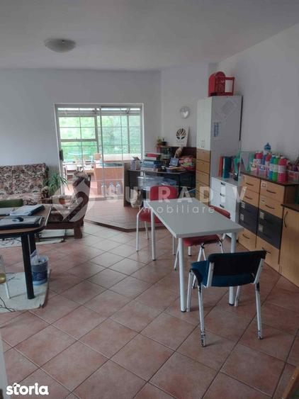 Casă cu 6 camere cu Teren 800 Mp în Grigorescu
