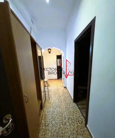 Apartament cu 2 camere decomandat în Vatra Luminoasă