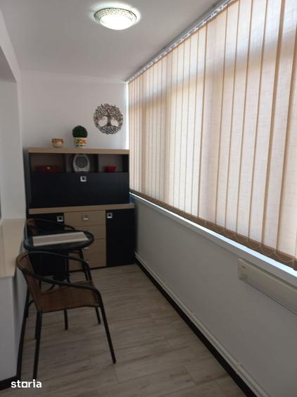 Apartament cu 3 camere în 1 Mai