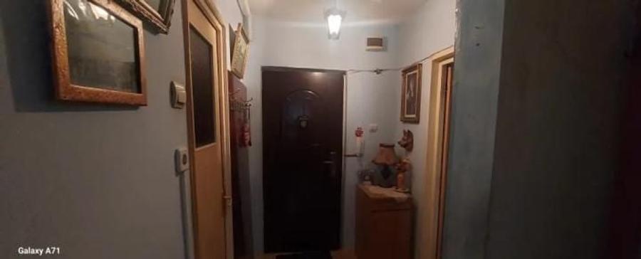 Garsonieră decomandată în Brâncoveanu