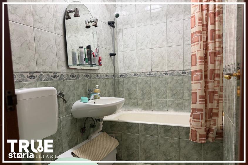 Apartament cu 3 camere în Tudor Vladimirescu