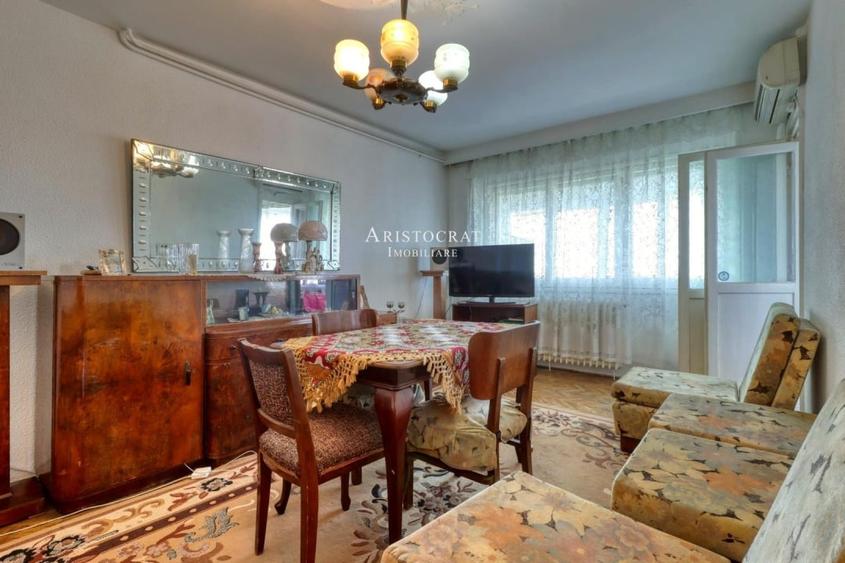 Apartament cu 4 camere în Pantelimon