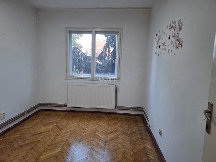 Ap spatios semimobilat 4 cam Vlaicu Lebada etaj 1 cu termoteca
