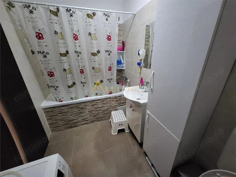 Apartament cu 3 camere în Brâncoveanu