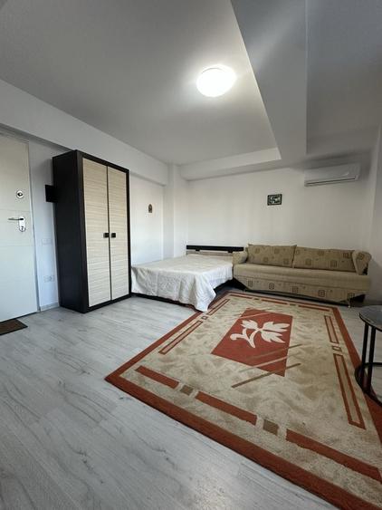 Garsonieră decomandată în Palazu Mare
