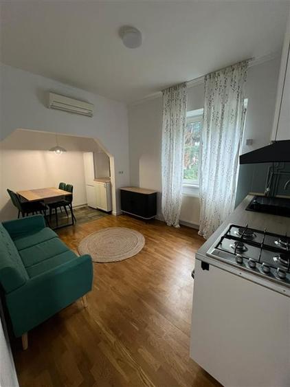 Apartament cu 3 camere decomandat în Ultracentral