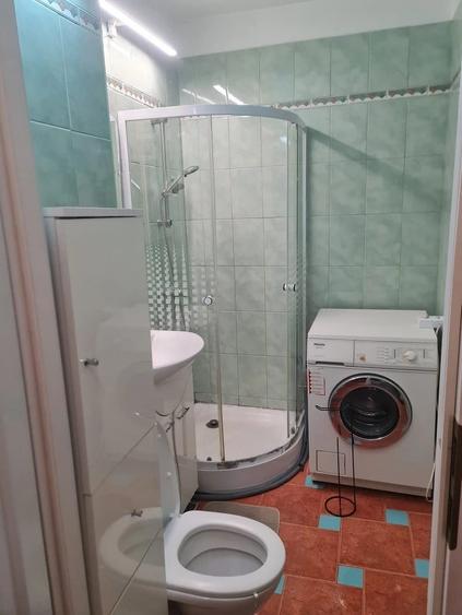 Apartament cu 2 camere decomandat în Milcov