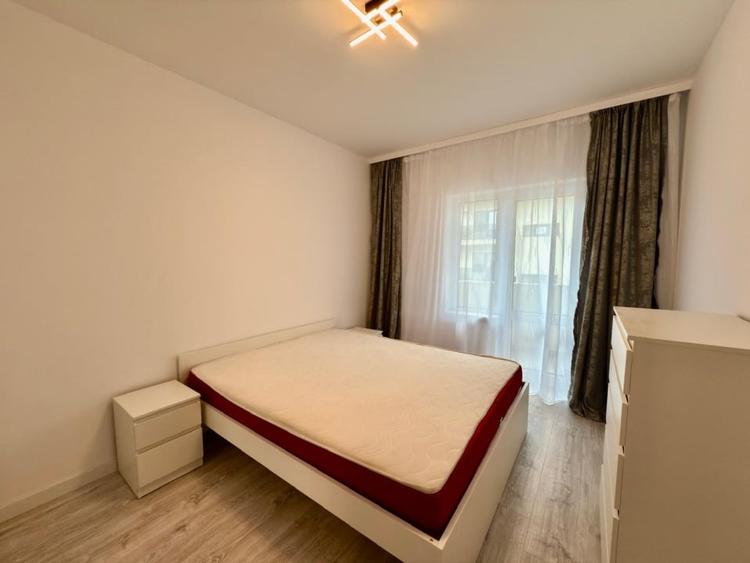 Apartament cu 3 camere decomandat, mobilat în Mihai Viteazul