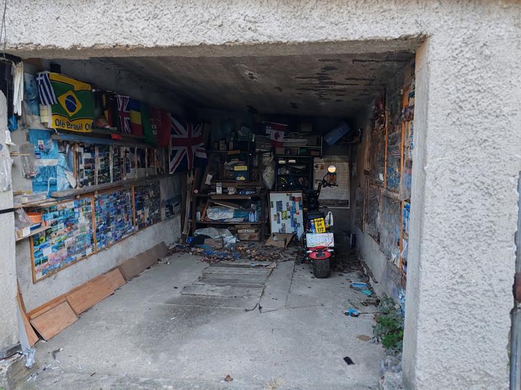 Casă cu 4 camere cu Canalizare în Central