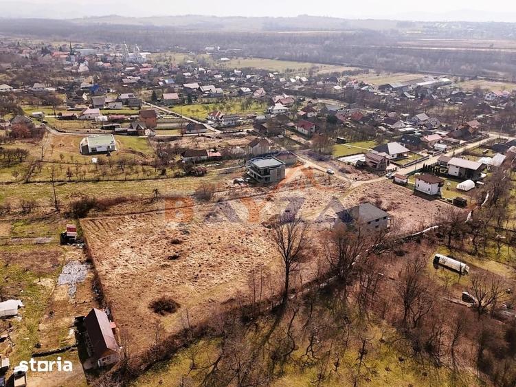 Teren de 10000 mp, în Central