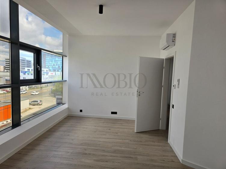 Apartament cu 4 camere în Pipera