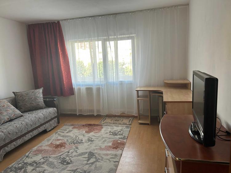 Casă cu 1 camere decomandat în Central
