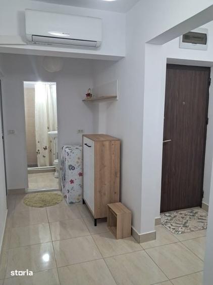 Apartament cu 2 camere decomandat în Piața Nouă
