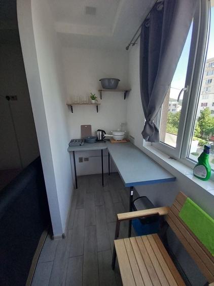 Garsonieră decomandată în Central