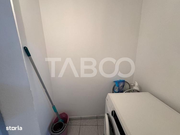 Apartament cu 4 camere decomandat în Turnișor