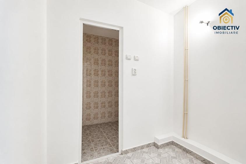 Apartament cu 4 camere decomandat în Central
