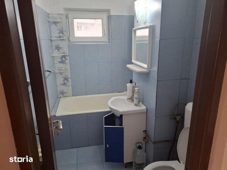 Apartament cu 2 camere în Simeria