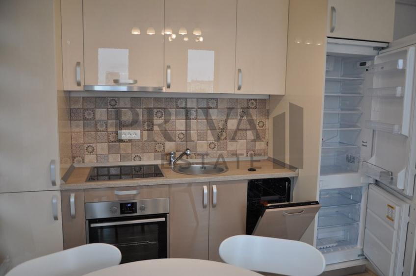 Apartament cu 3 camere decomandat, mobilat în Complex Studențesc