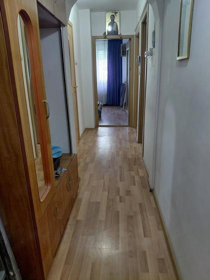 Apartament cu 2 camere decomandat în Micro 19